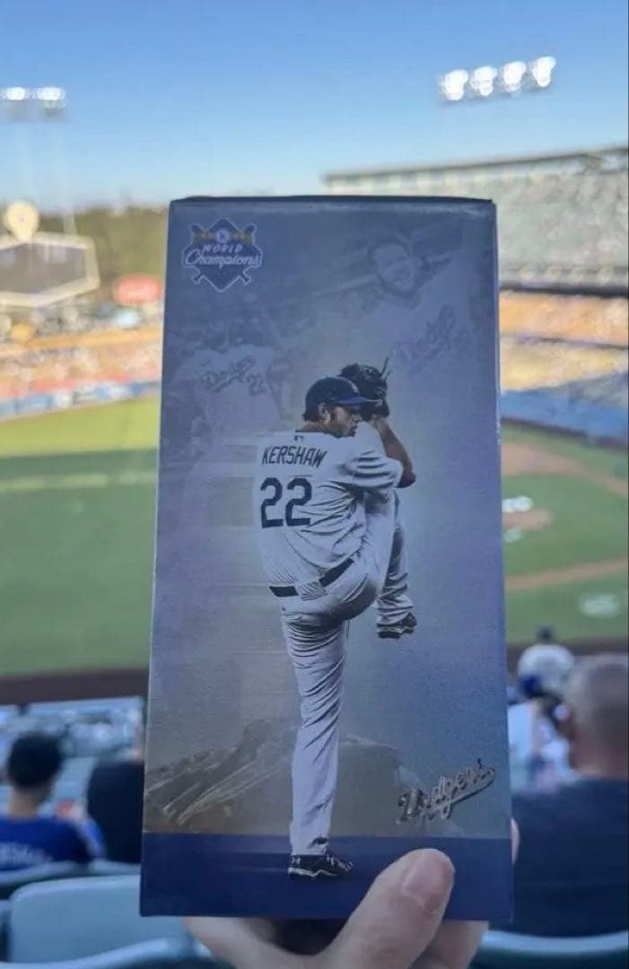 カーショー　ボブルヘッド　ドジャース　3000奪三振 来場者限定 配布