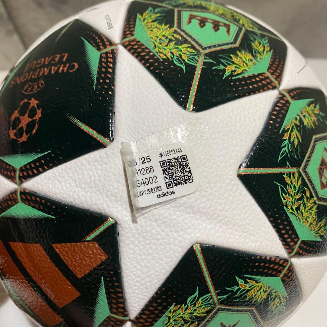 【未使用】adidas UCL FINAL 24/25 ルシアーダ 5号球