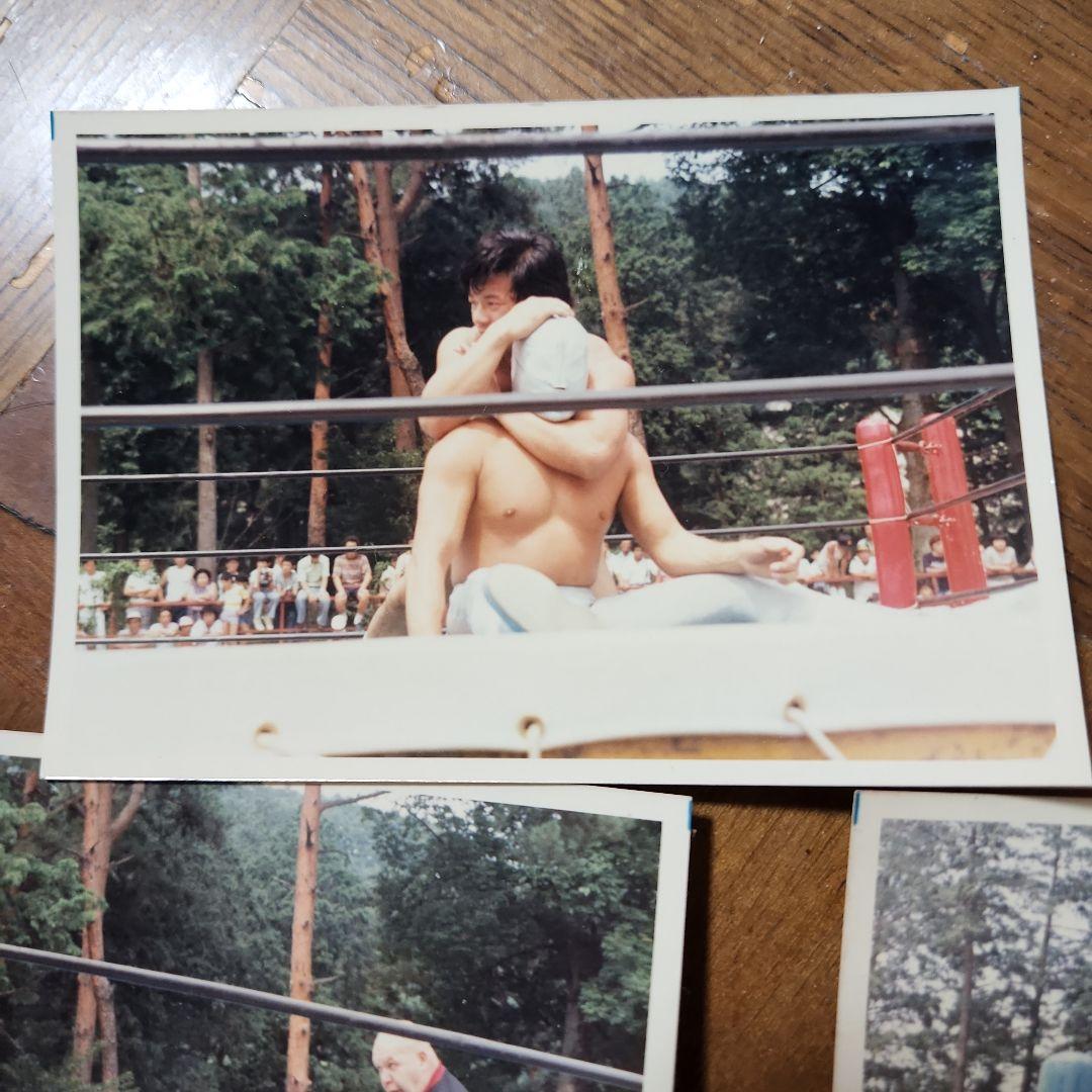 3万8千円までです。お譲り致しますアントニオ猪木藤波辰夫本物の生写真