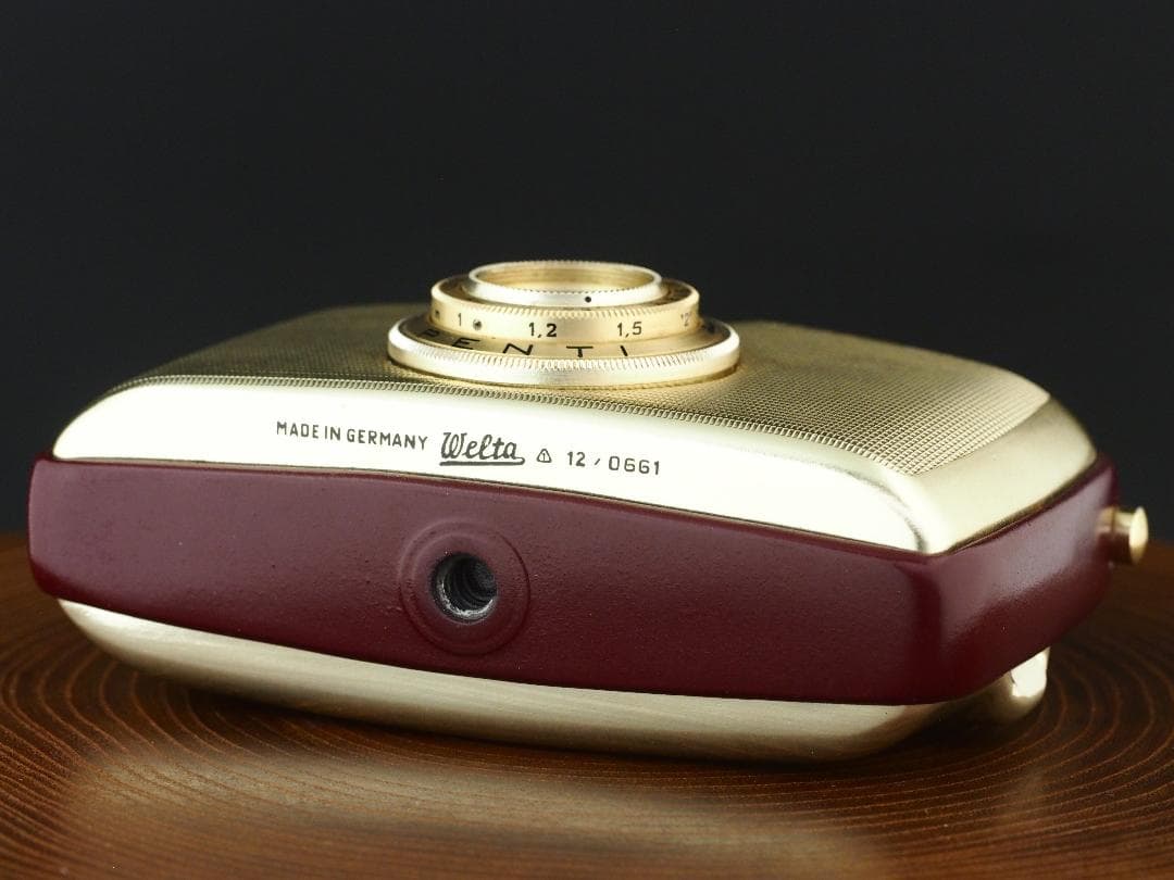 PENTI ハーフ判カメラ TRIOPLAN 3.5/30 ワインレッド