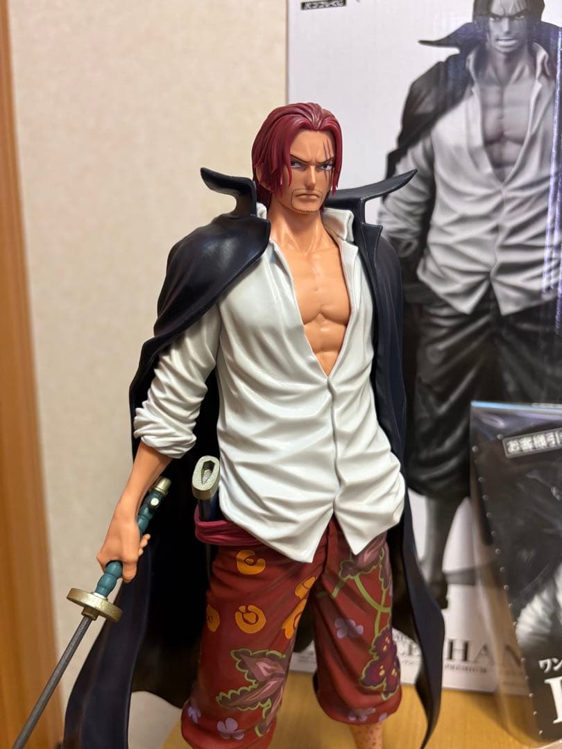 バンプレくじ PREMIUM ワンピース-シャンクス- B賞 アニメカラー