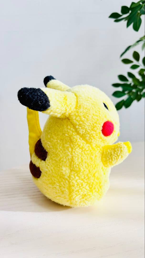 初期ピカチュウ　ぬいぐるみTOMY 顔バランス良 紙タグあり 動作確認済み