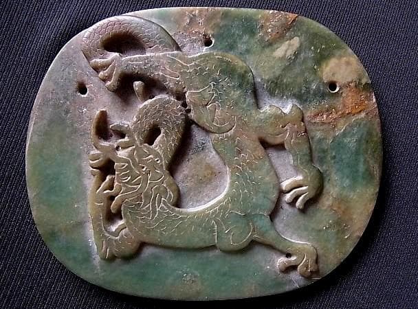 ★P0102★古い装身具　石製　帯飾り　佩 『 男爵守器 』龍彫刻