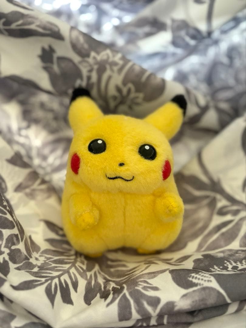 ピカチュウ TOMY 初代　ぬいぐるみ　タグ付き