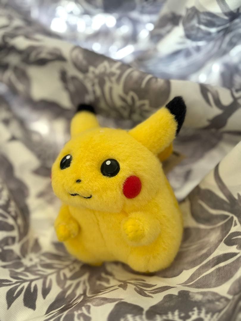 ピカチュウ TOMY 初代　ぬいぐるみ　タグ付き