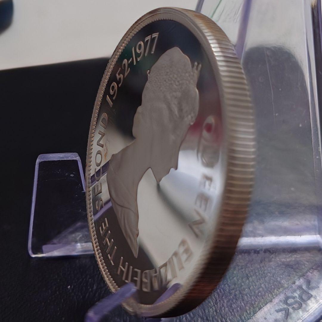 1977年 モーリシャス銀貨 25ルピー エリザベス女王即位記念銀貨SV925