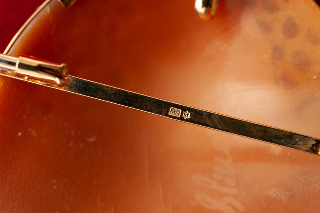 シェルカメオ　愛と美の女神アフロディーテ　k18　ブローチ　ペンダント