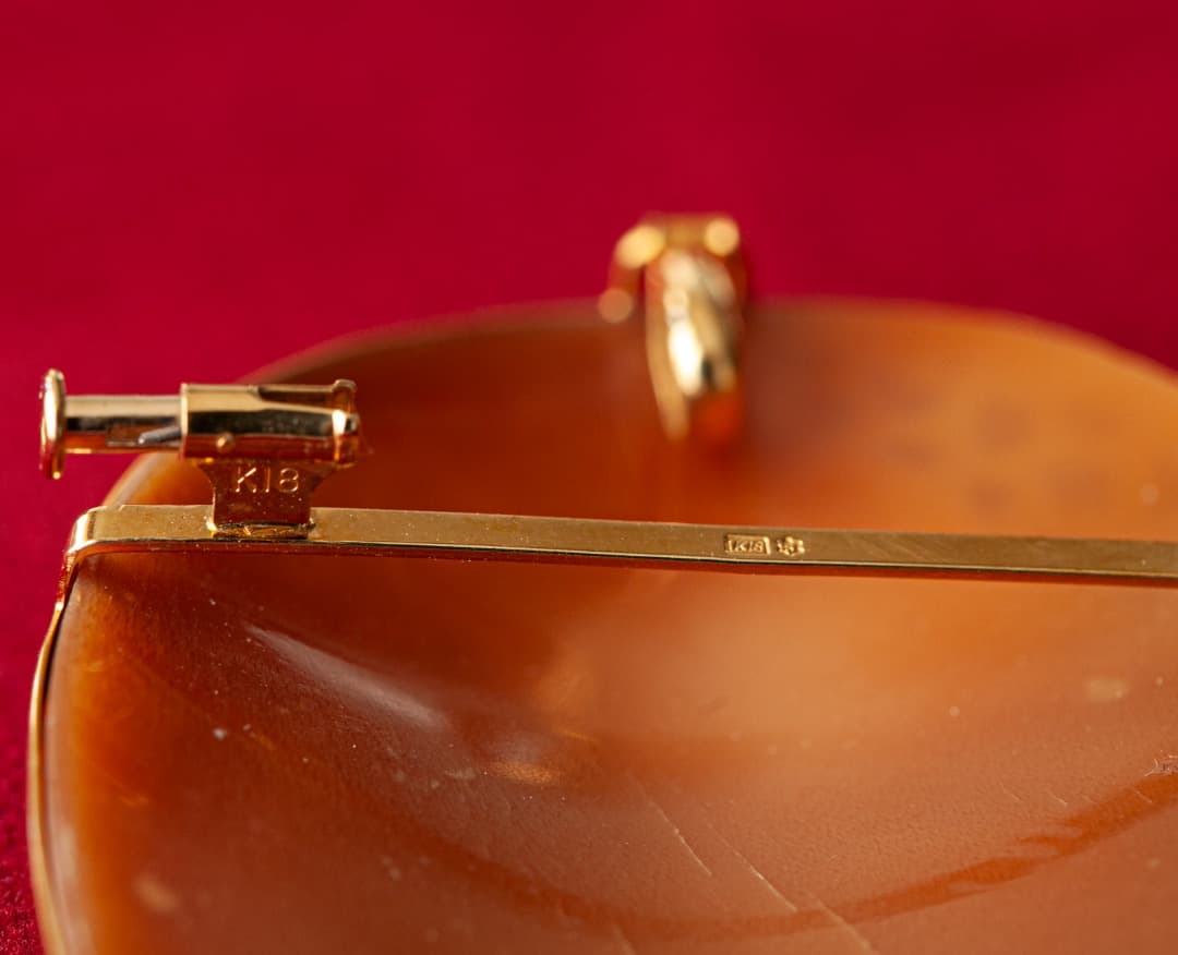 シェルカメオ　愛と美の女神アフロディーテ　k18　ブローチ　ペンダント