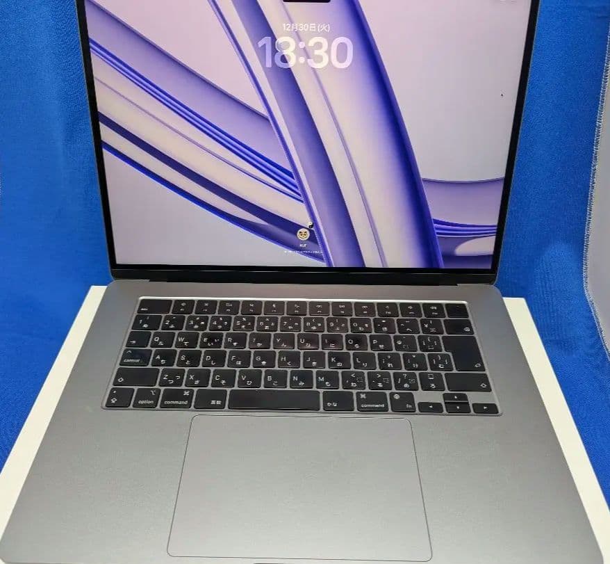 【状態良好】MacBook Air 15.3インチ（M2 ）付属品完備