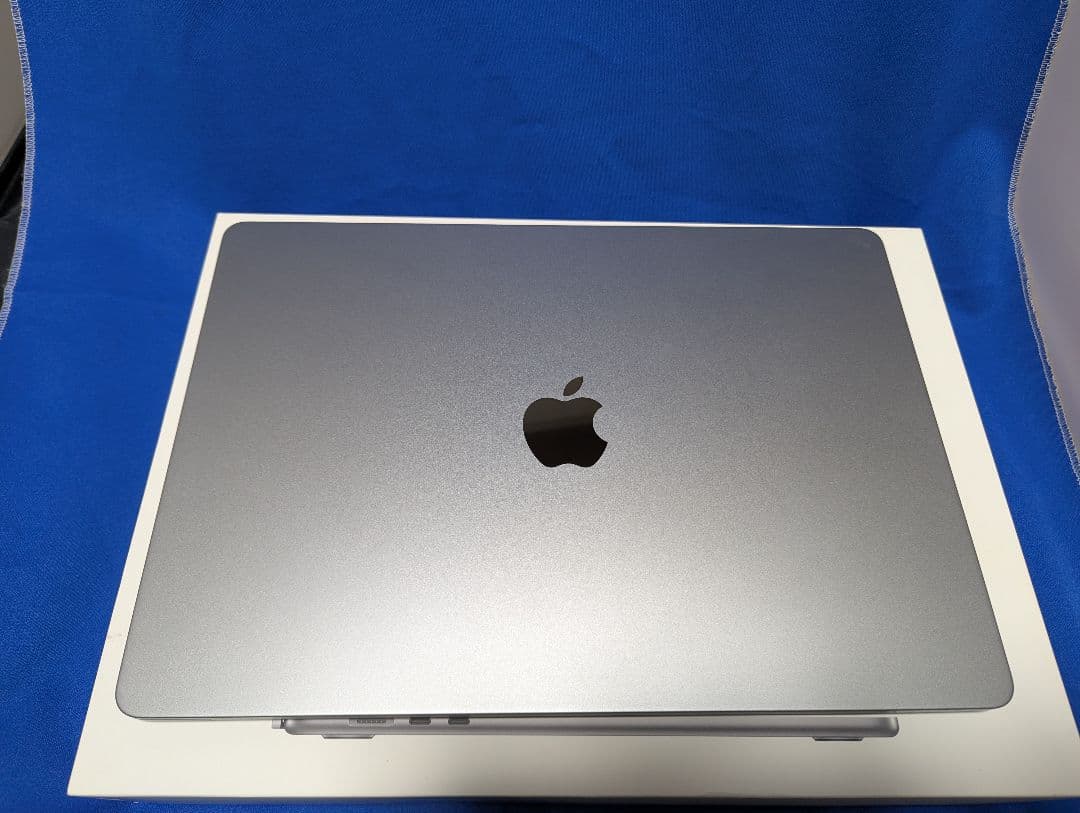 【状態良好】MacBook Air 15.3インチ（M2 ）付属品完備