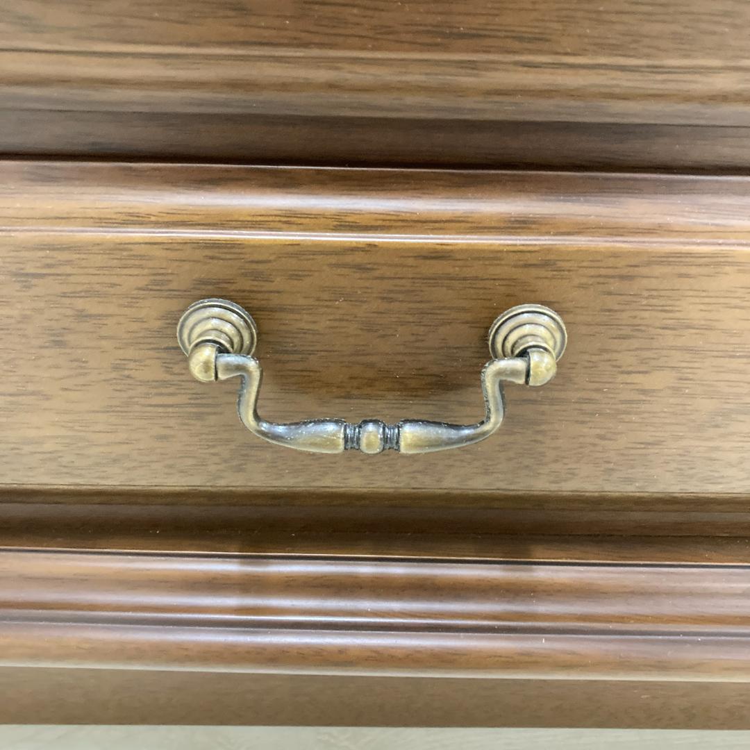 【マルニ】照明付き　サイドボード　キャビネット　飾り棚　リビングボード