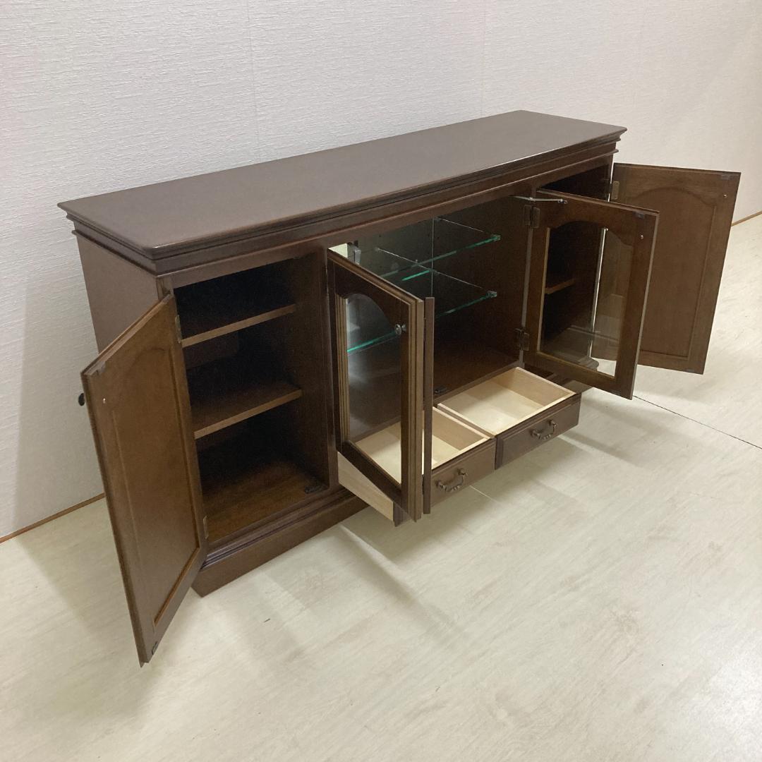 【マルニ】照明付き　サイドボード　キャビネット　飾り棚　リビングボード