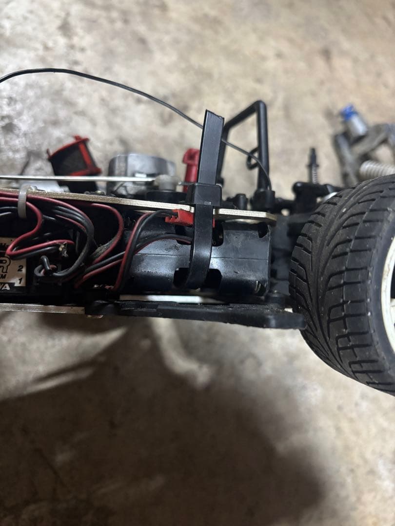 ロ*ー様 京商　エンジン　ラジコン　スカイライン