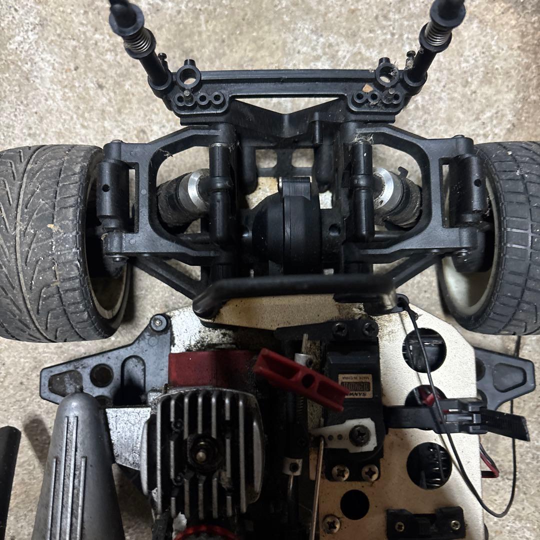 ロ*ー様 京商　エンジン　ラジコン　スカイライン