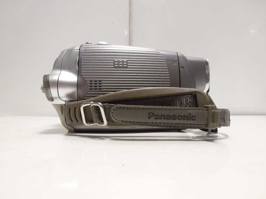 大人気　動作品　Mini DV　パナソニックビデオカメラ　NV-GS250