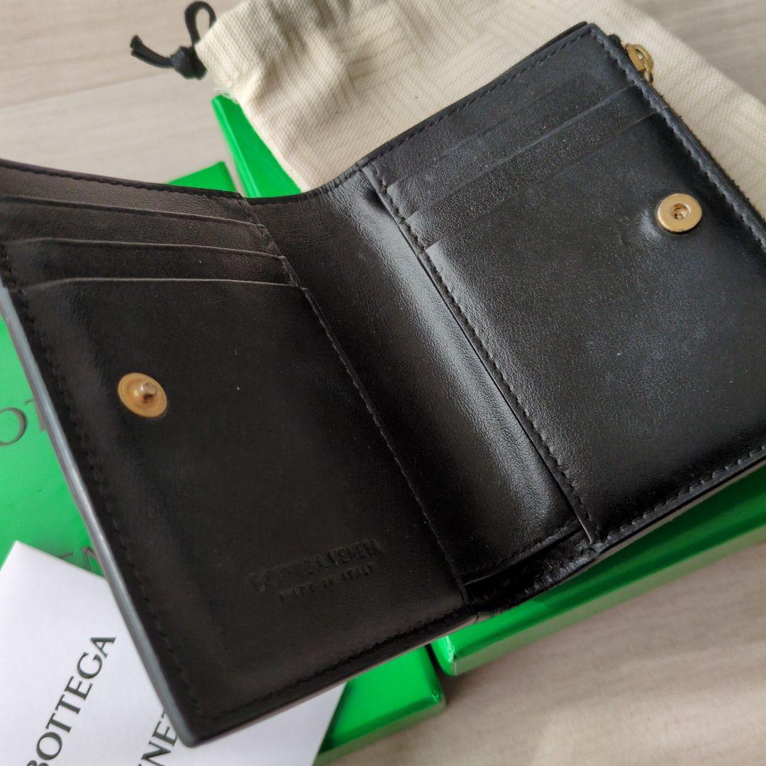 Bottega Veneta 黒 二つ折り財布