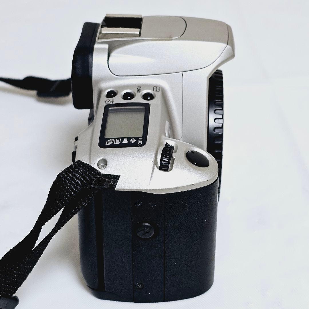 Canon EOS Kiss3 レンズ付　フイルムカメラ　バッグ