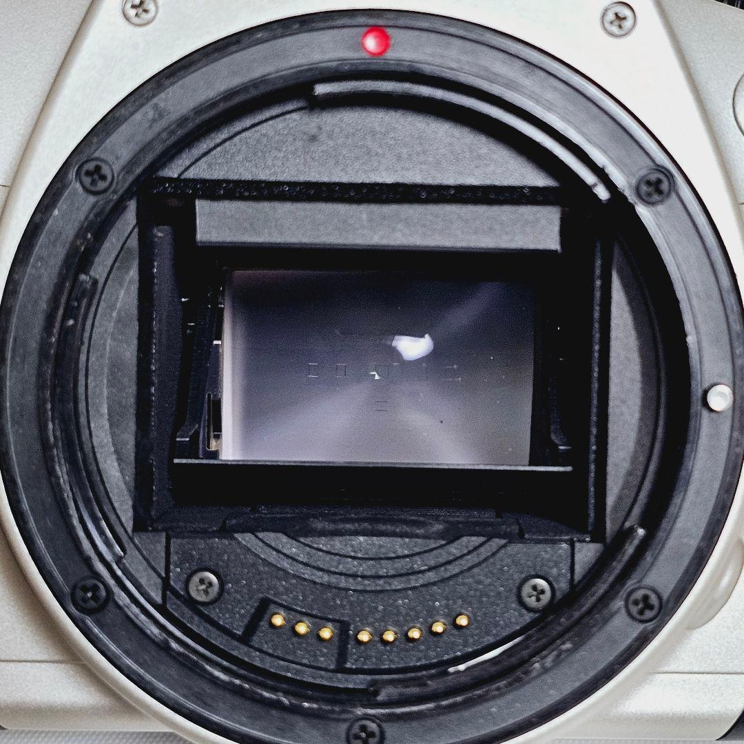 Canon EOS Kiss3 レンズ付　フイルムカメラ　バッグ