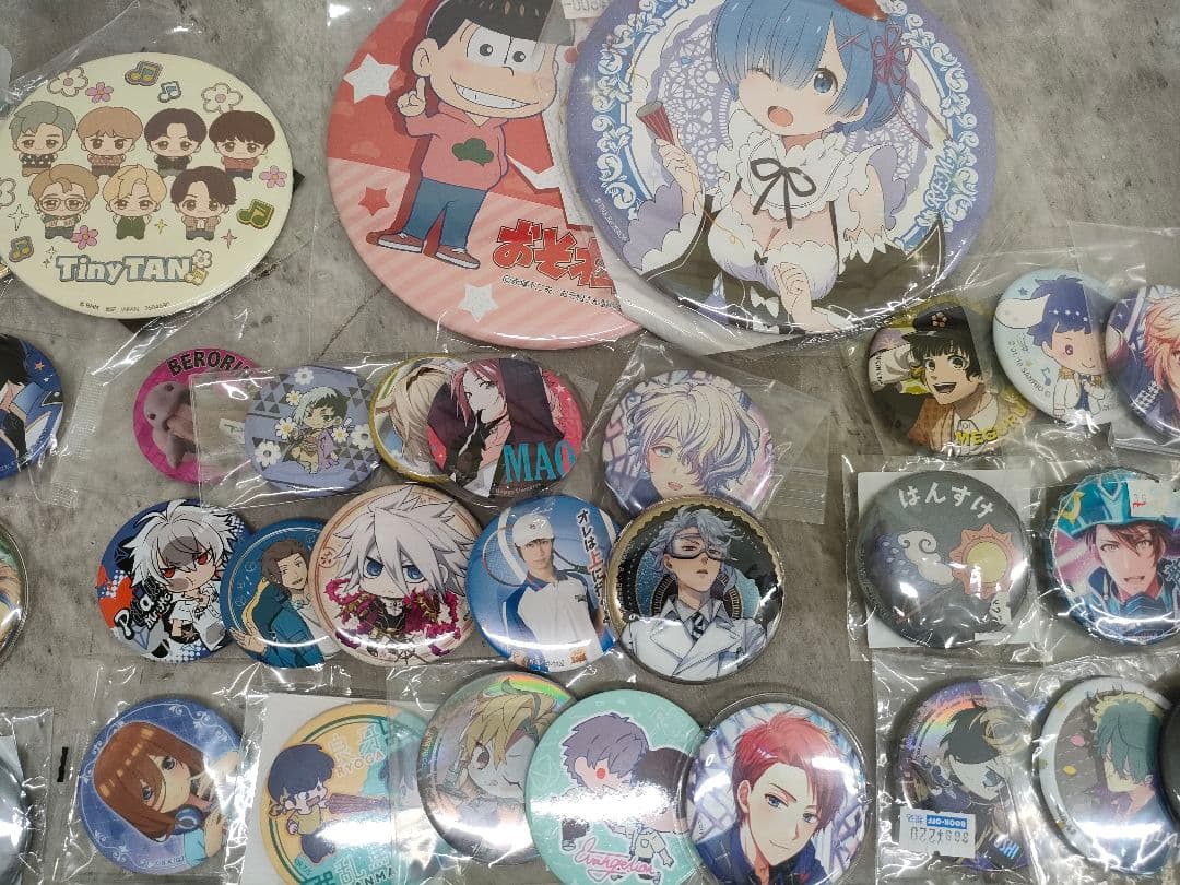 ノンジャンル　缶バッジのみ　アニメ　キャラクター　210点以上