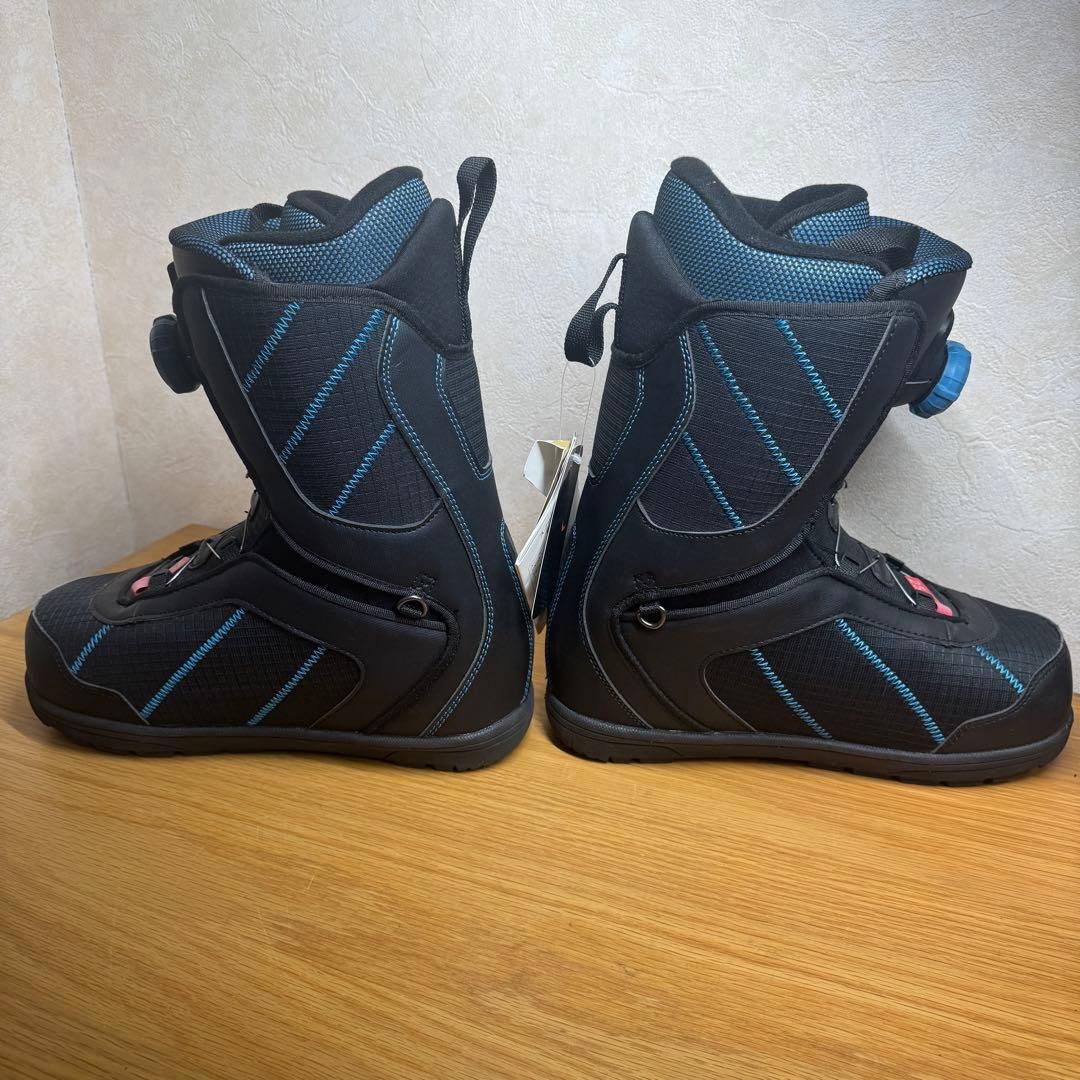 【新品】スノーボードブーツ　IGNIO　BOAブーツ　ダイヤル式　25cm