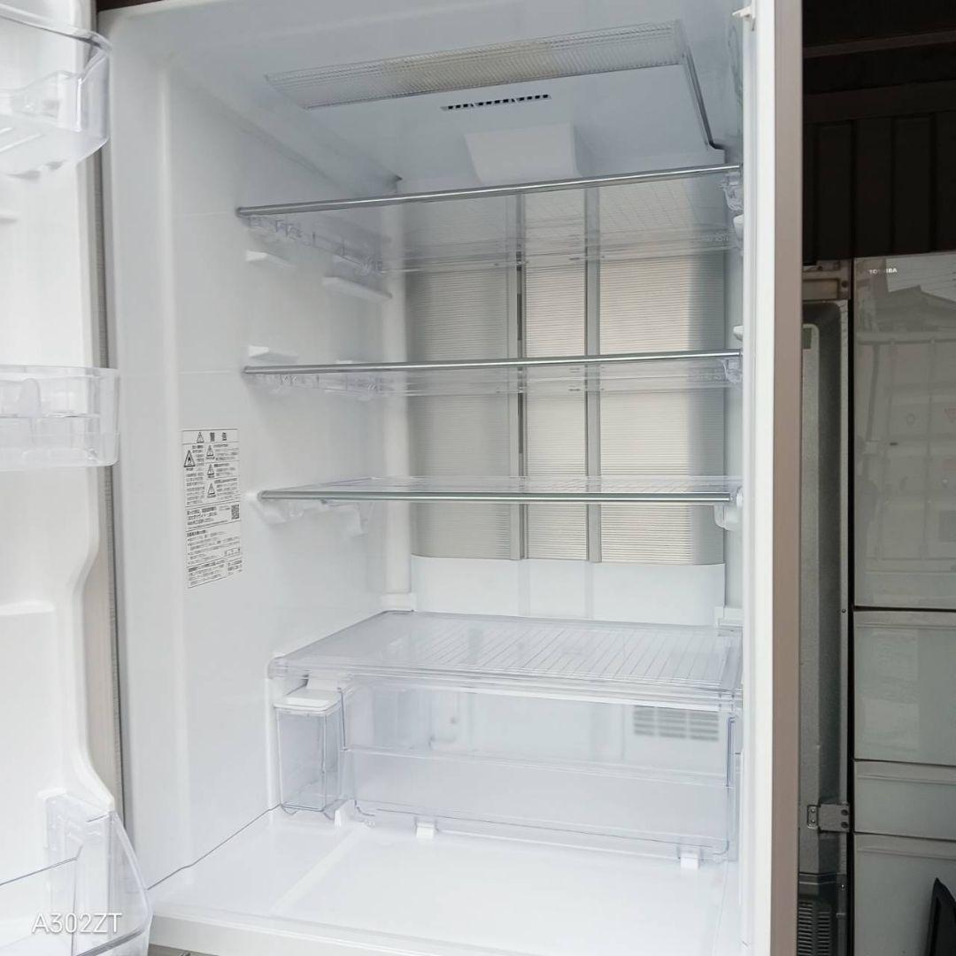 送料設置無料　人気モデル　SHARP　大型冷蔵庫　412L