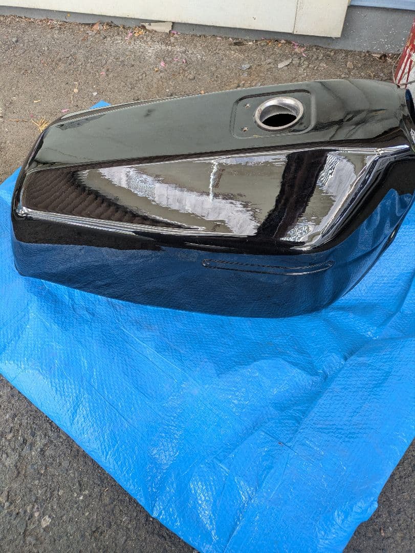 Z750fx2型に付くように加工されたZ400FXタンク