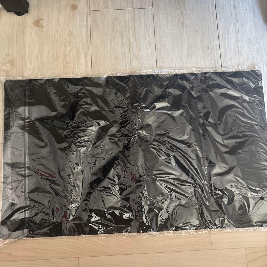 u*o様 MTG FF ちびきゃらプレイマット 10500円で即決いたします。