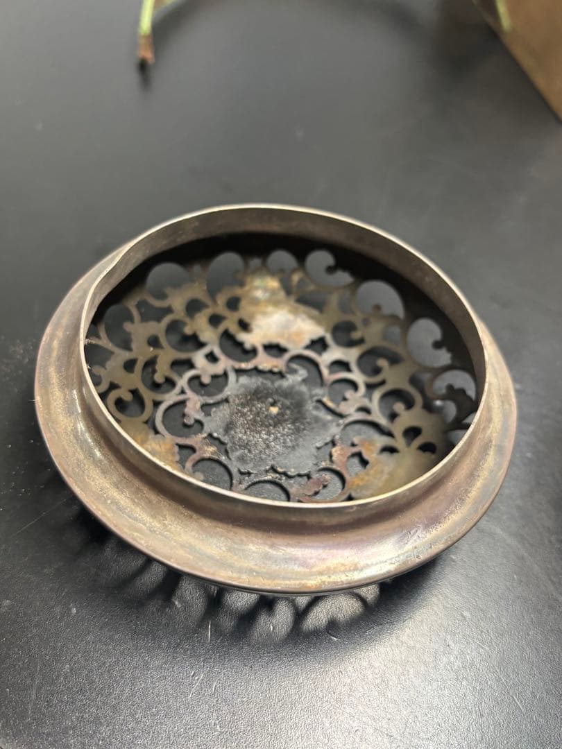 純銀覆 青磁香炉 純銀蓋 透かし彫り 花文様 共箱付き 青磁香爐 骨董品