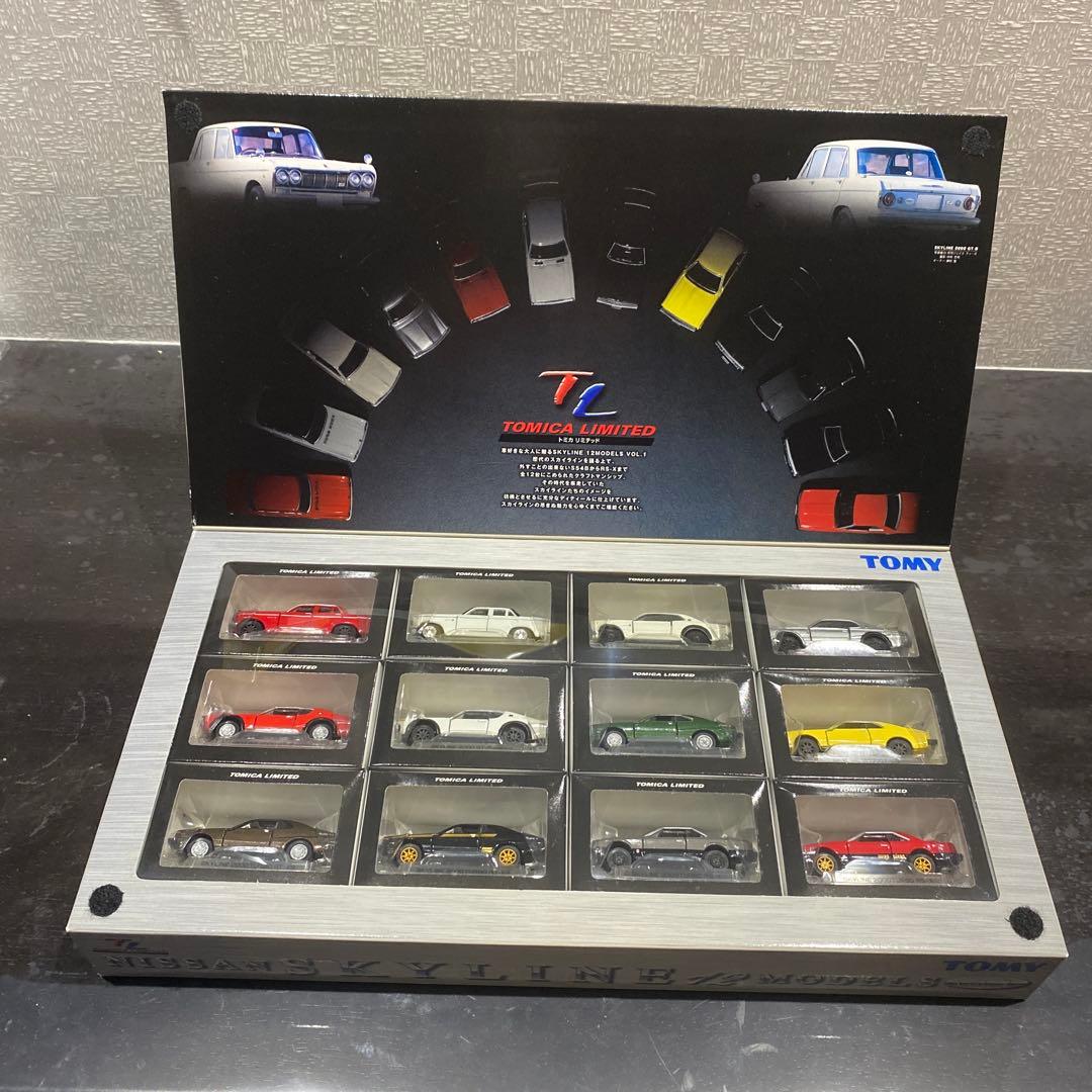 トミカリミテッド　スカイライン12台