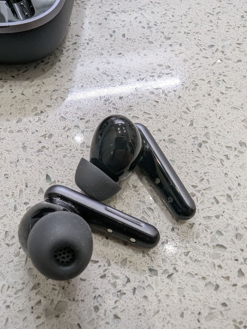 【美品】soundcore Liberty5 ノイズキャンセリングイヤホン