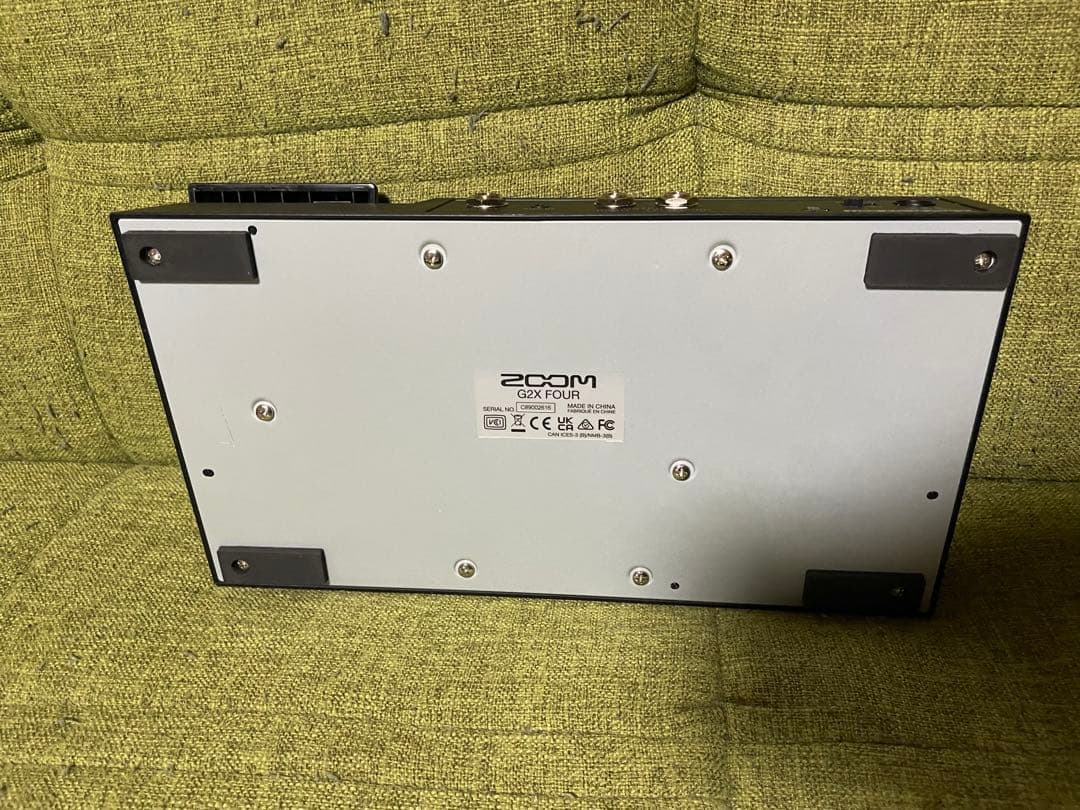 Zoom G2X Four ギターマルチエフェクター