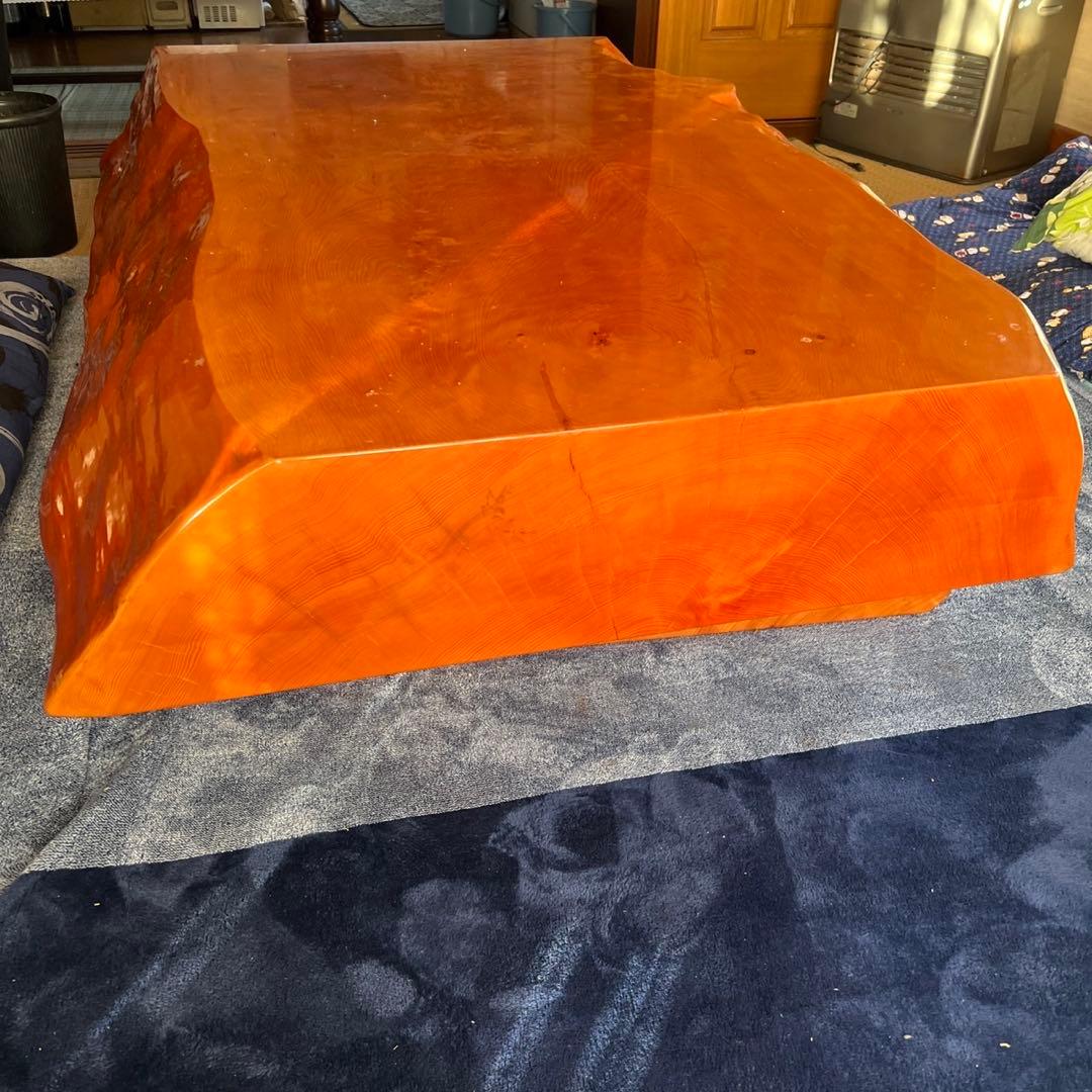 花梨か杉の木一枚板テーブル