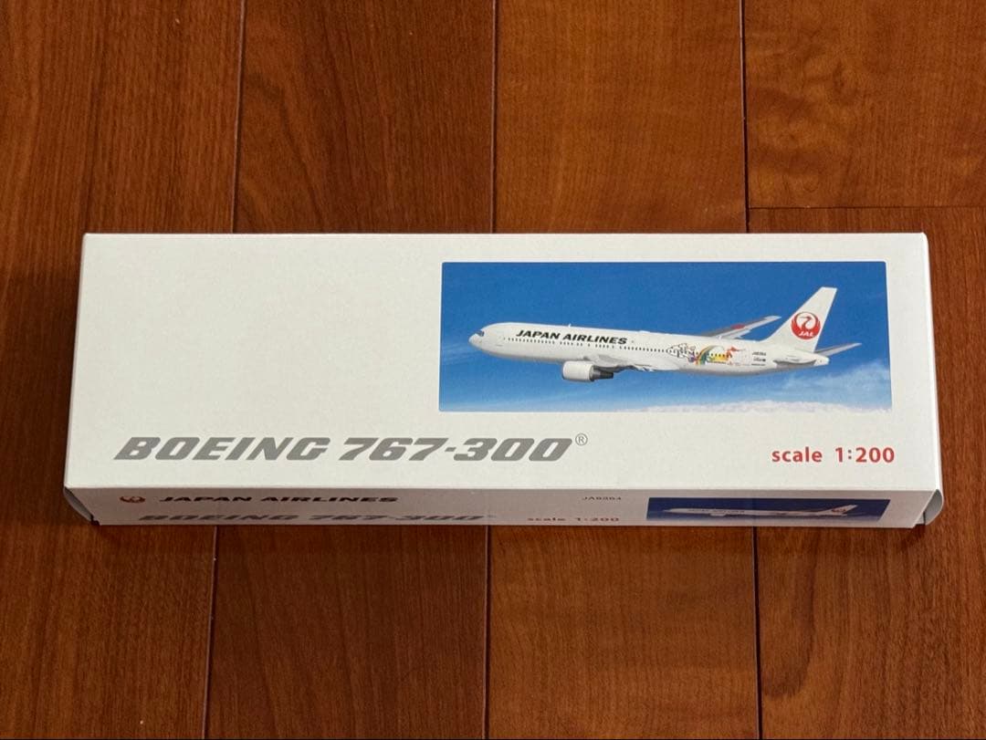 飛行機　プラモデル　767-300 WAONジェット