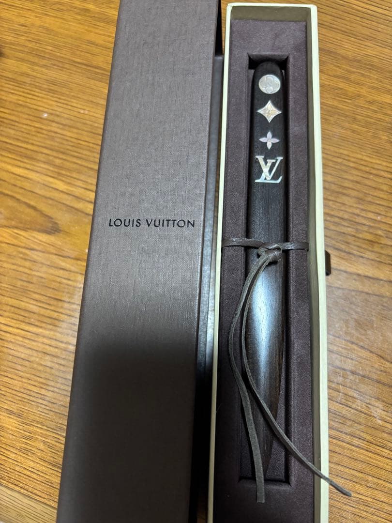 新品ルイヴィトン　非売品ペーパーナイフ