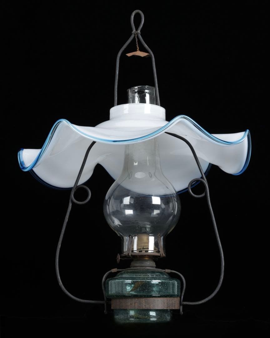 吊りオイルランプ 明治～大正期 水色縁乳白ガラス傘 大正ガラス 古美術 骨董品