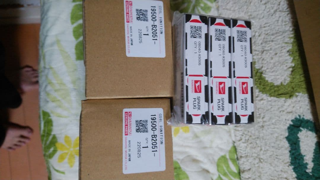 ほいほい　ダイハツ純正、イグニッションコイル　プラグセット