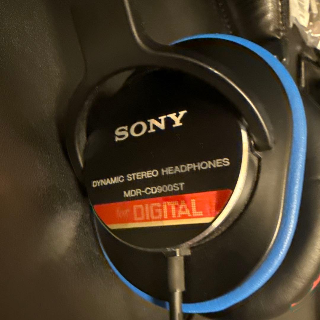 SONY MDR-CD900ST 有線ヘッドホン 別売りイヤーパッド付