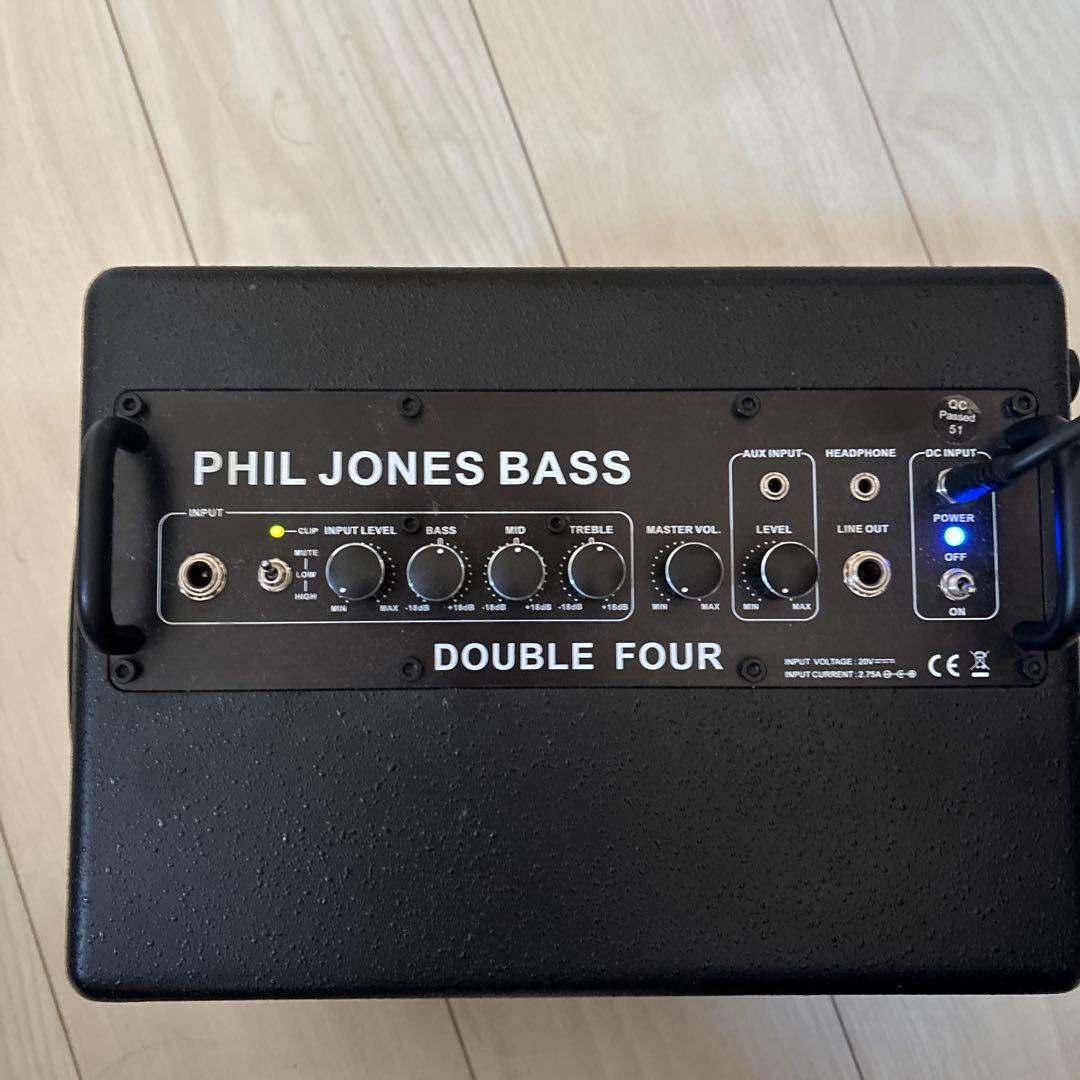 PHIL JONES BASS DOUBLE FOUR ベース用アンプ