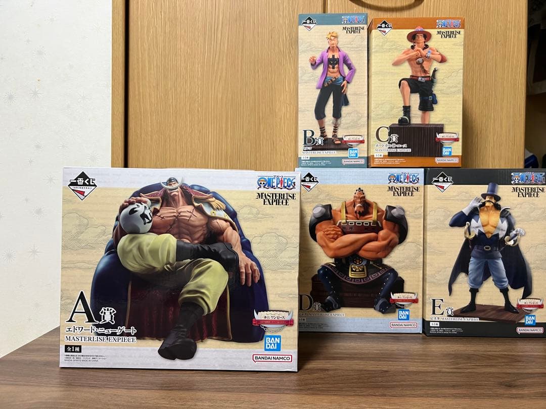 【開封品美品】一番くじ ワンピース 白ひげ海賊団～オヤジと息子たち～