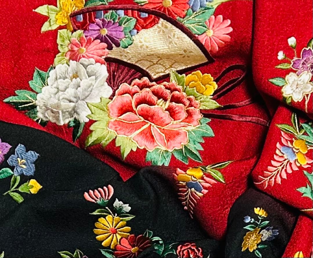 総刺繍貴賓溢れる全て正絹豪華なお振袖　 全て新品または未使用25点完全フルセット