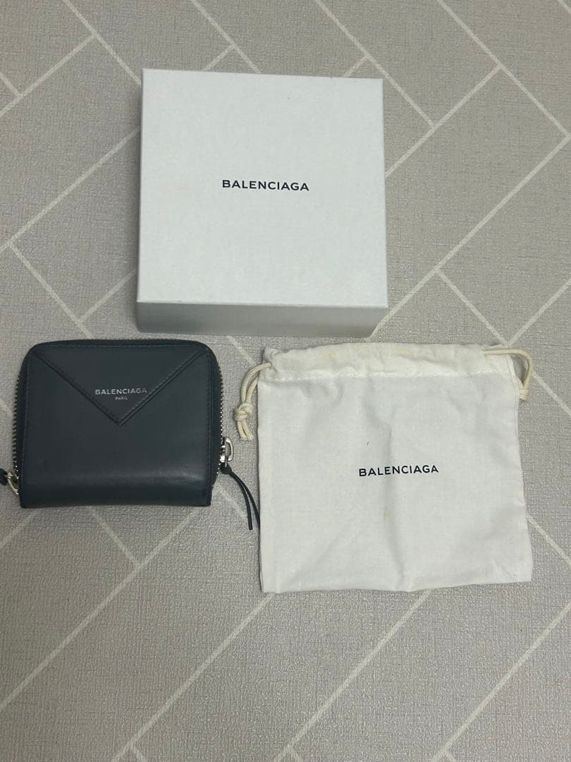 BALENCIAGA 二つ折り財布 チャコールグレー　領収書あり