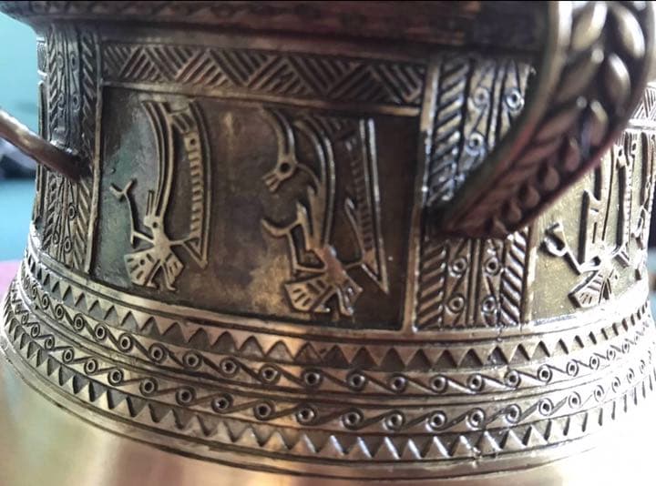 ベトナム 銅鎮 オブジェ ハノイ　ベトナム料理　カフェ