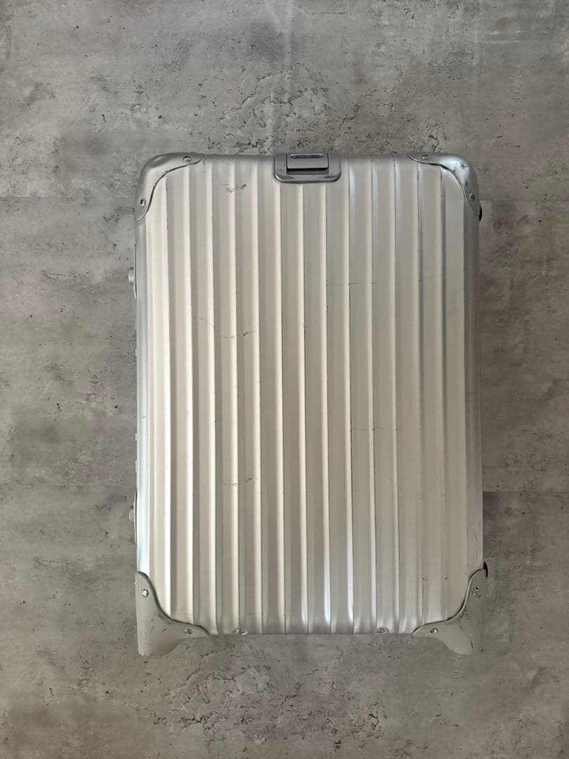 RIMOWA／リモワ（トパーズ）2輪　35L シルバー