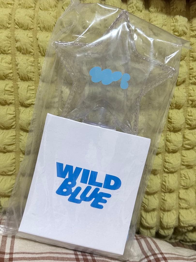 WILD BLUE 星型ペンライト アプグレ 集合トレカ付