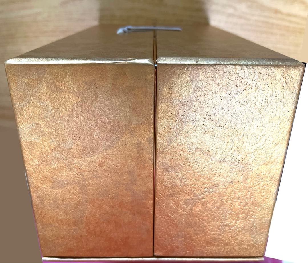 の*た様 超希少‼︎サントリーウイスキー 響30年 金色の観音開きの空き箱