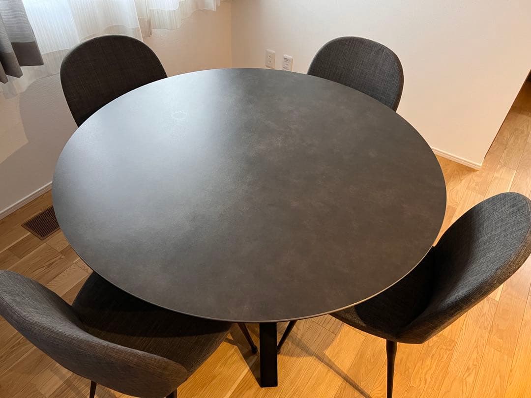 円形セラミックダイニングテーブル　ガリシアⅡ 送料込み