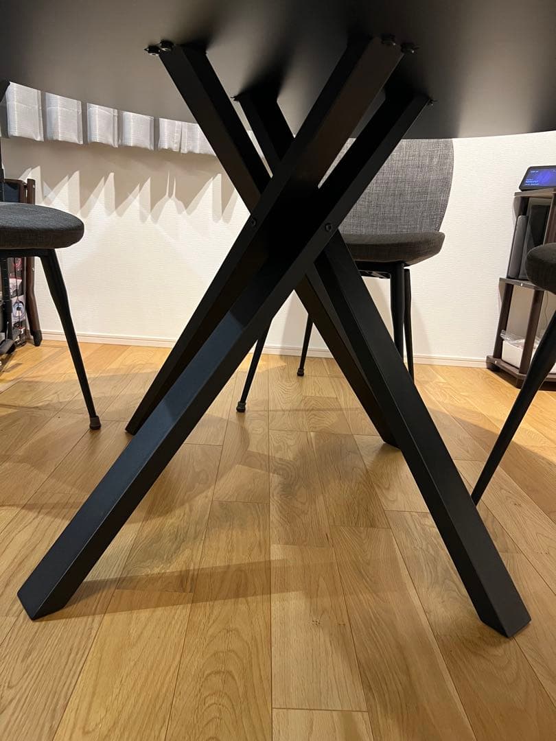 円形セラミックダイニングテーブル　ガリシアⅡ 送料込み