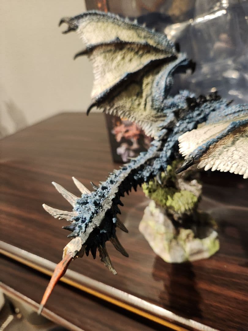 モンスターハンター リオレウス亜種 カプコンフィギュアビルダー　CFB