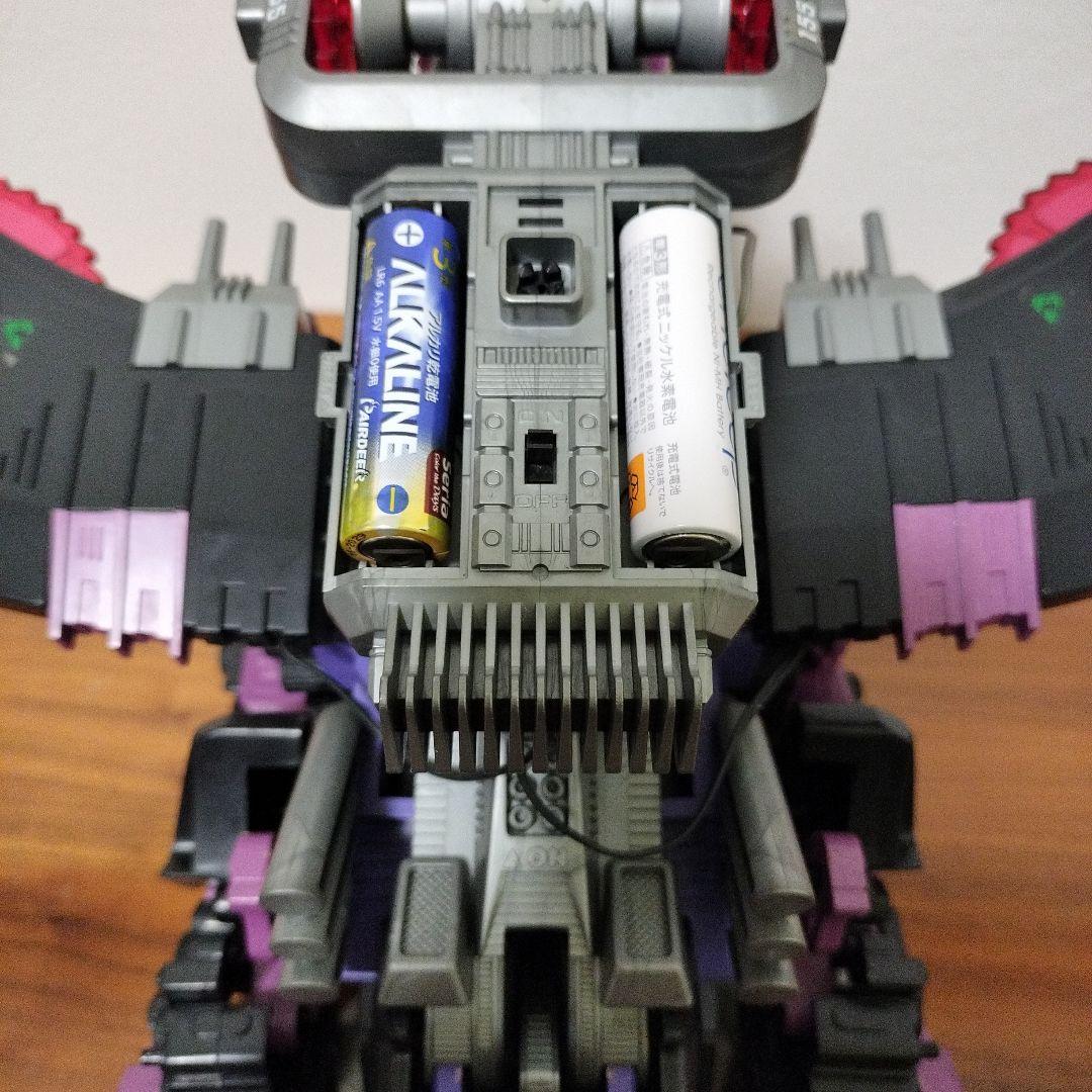 T*a様 メカ生体ゾイド　ギルベイダー