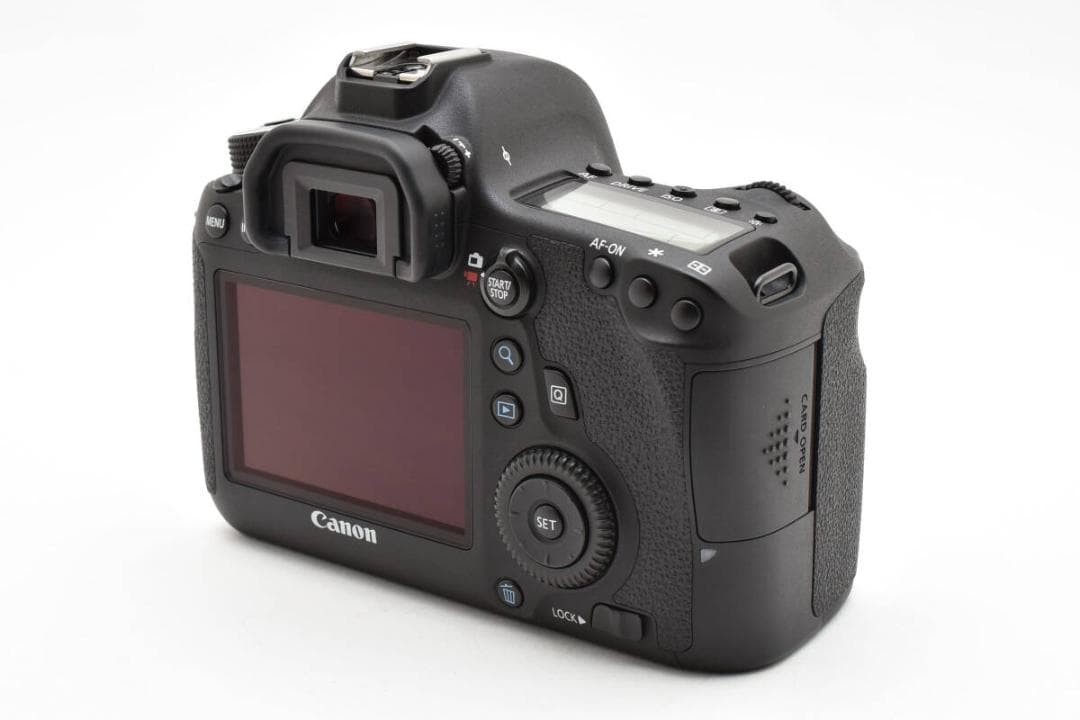 ■ 美品 ■ キャノン　Canon EOS 6D ボディ 《S数 6934回》